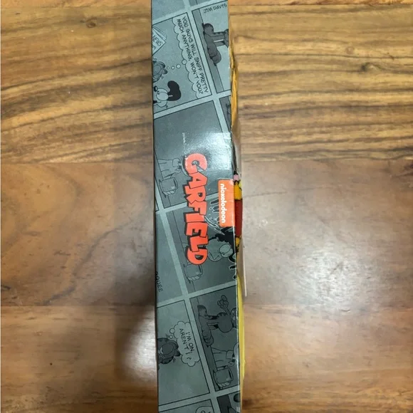 Garfield Men's Vibrant Socks Set - Picture 5 of 5